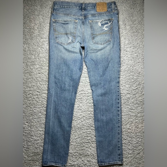 Hollister Jeans Mens 34 x 34 Skinny Button Fly Thrashed Distressed Torn Holes - Picture 4 of 4